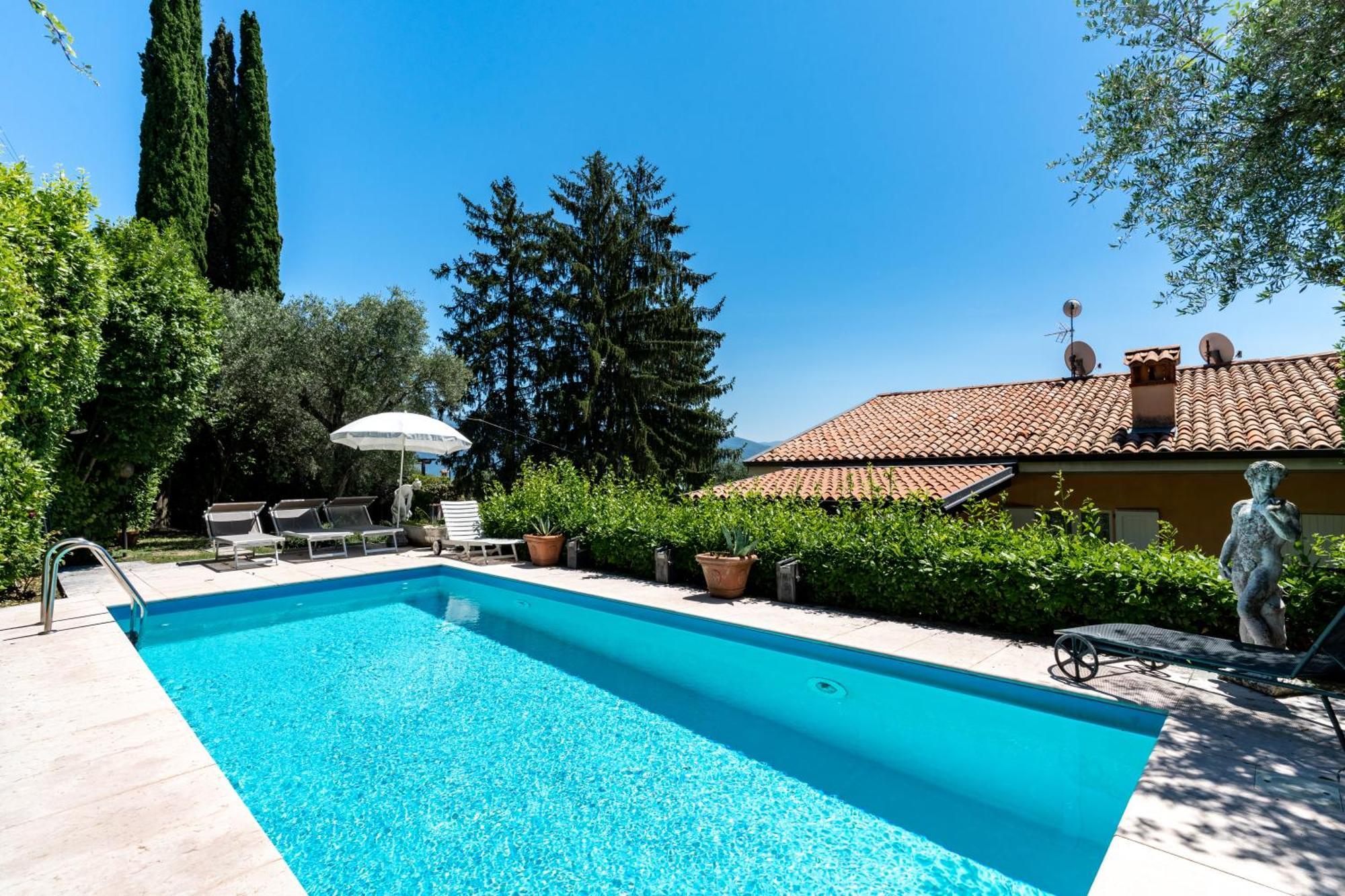 Casa Belvedere Toscolano Maderno Bagian luar foto