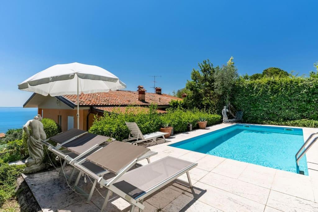 Casa Belvedere Toscolano Maderno Bagian luar foto